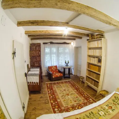 Holiday home Casa Zmeura